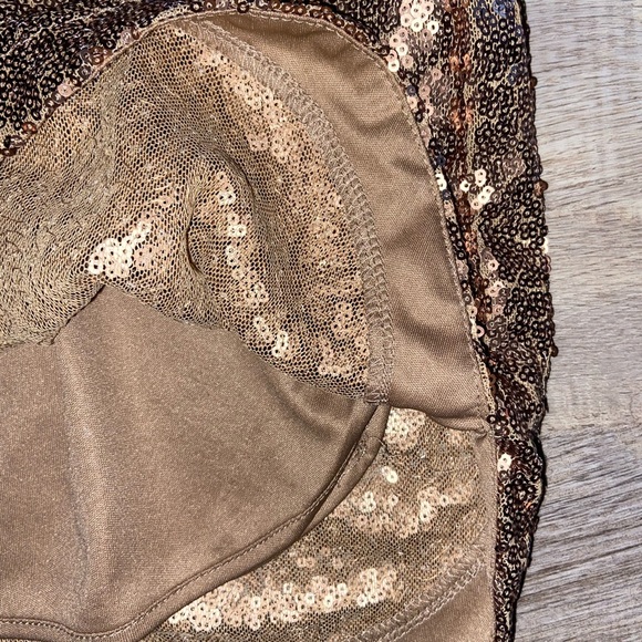 NWT Gold Sequin Scoop Neck Short Casual Dress with pockets size M - Picture 9 of 12